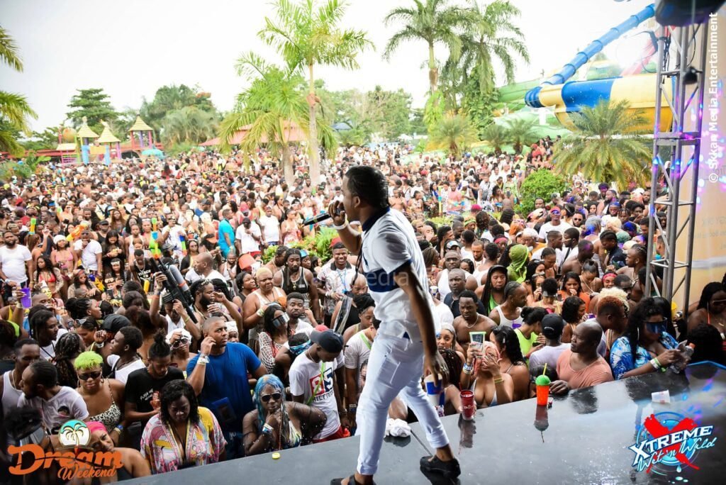 wet n wild stage
